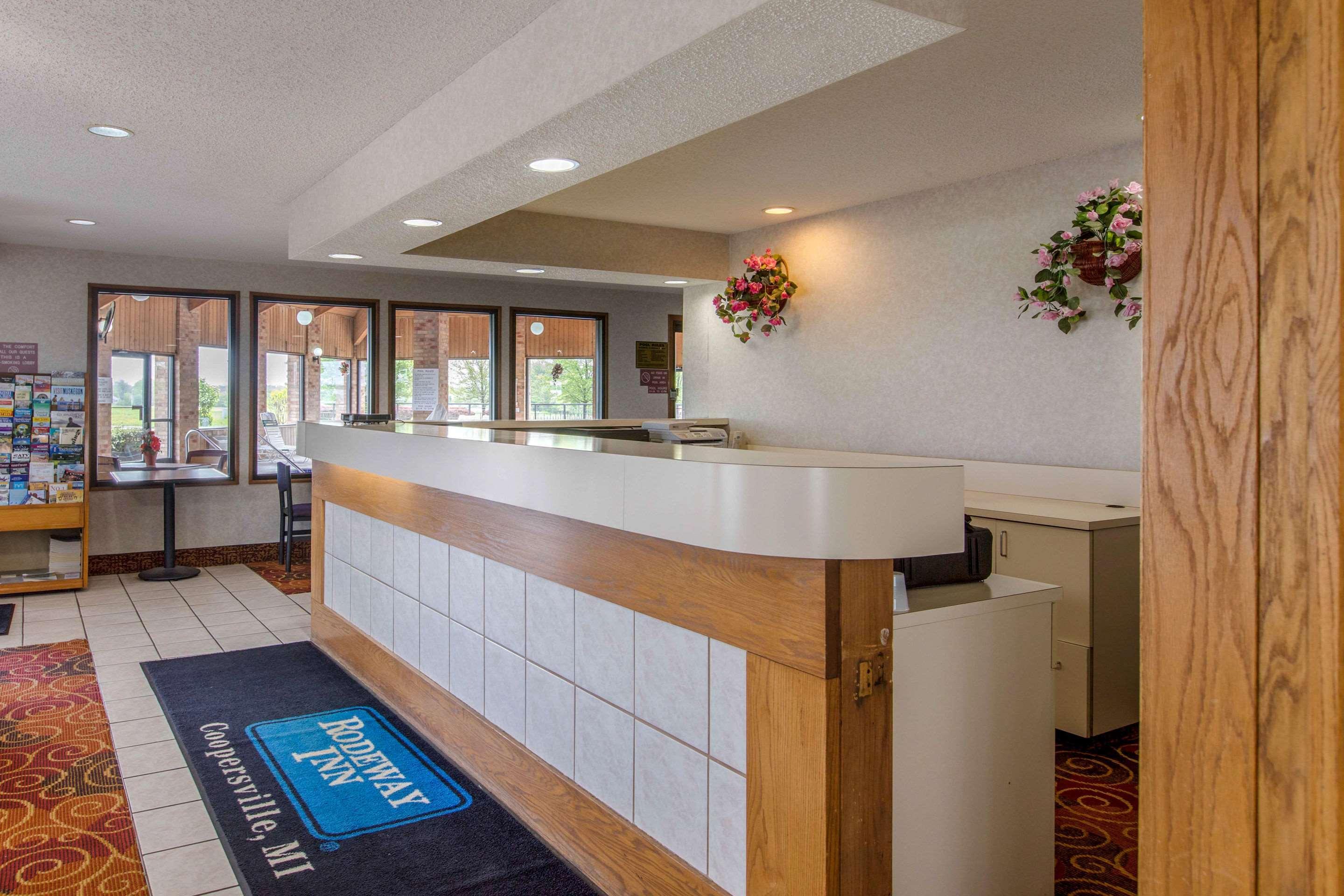 Rodeway Inn Coopersville Exteriér fotografie