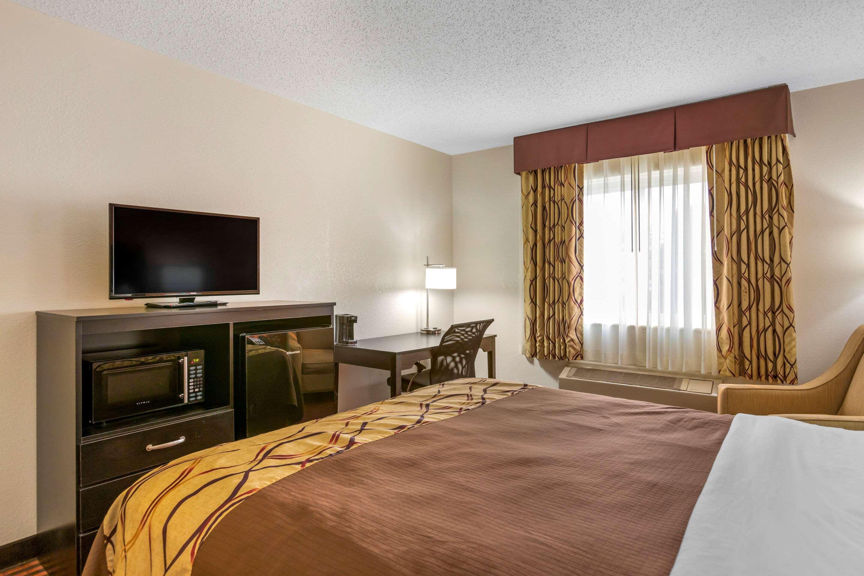 Rodeway Inn Coopersville Exteriér fotografie
