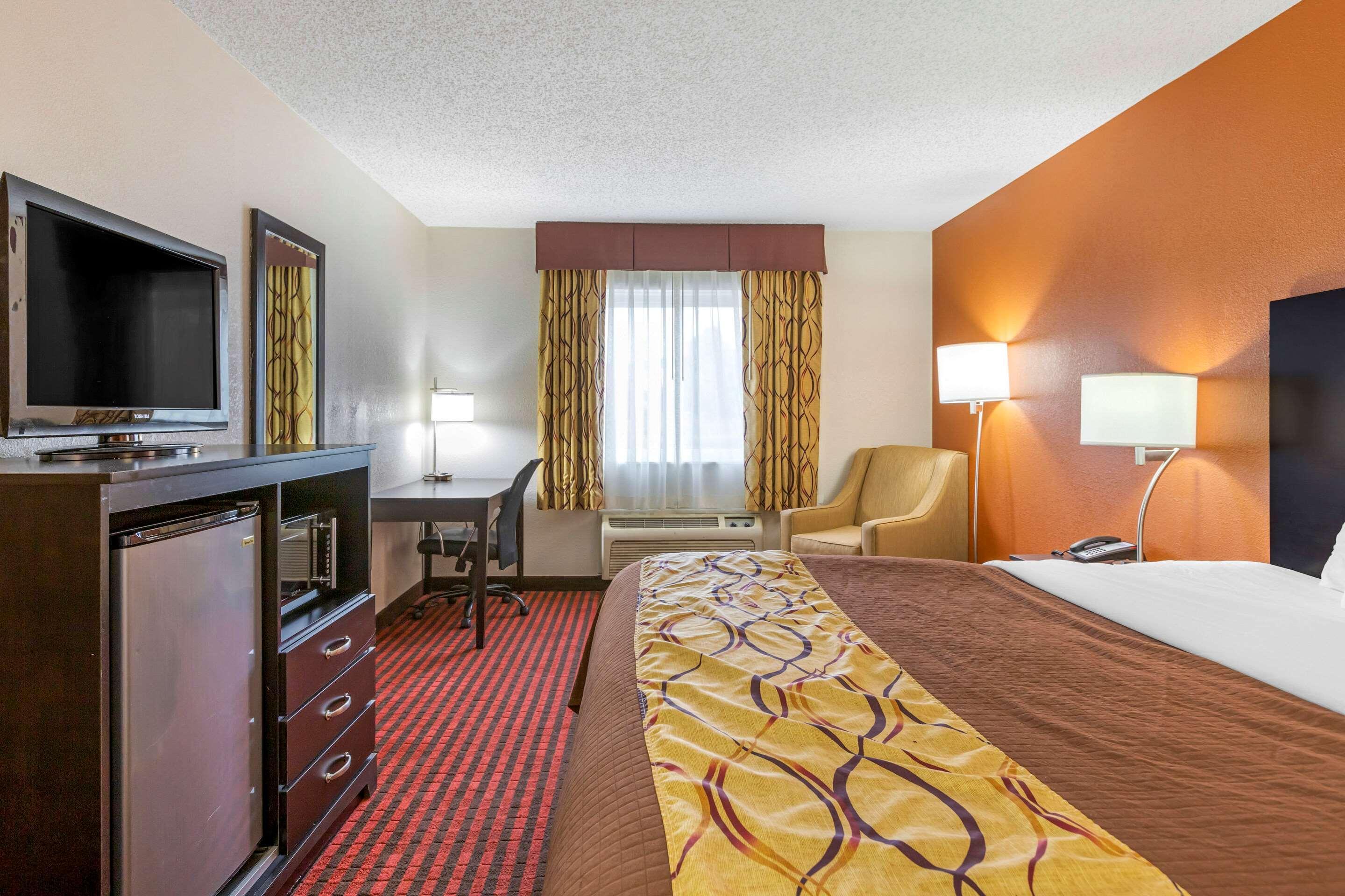 Rodeway Inn Coopersville Exteriér fotografie