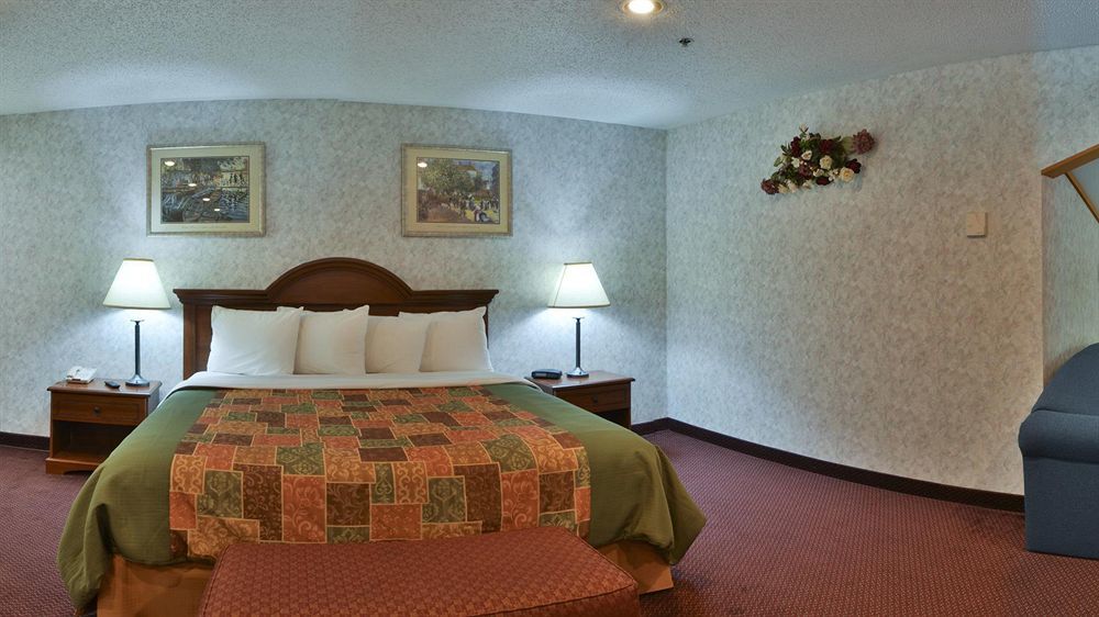 Rodeway Inn Coopersville Exteriér fotografie
